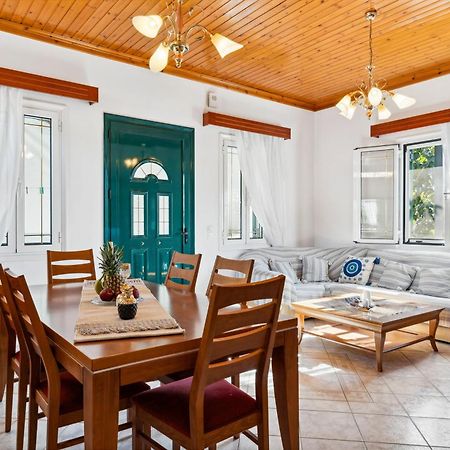 Verani Residence Parking Balcony Playground Sivros Ngoại thất bức ảnh