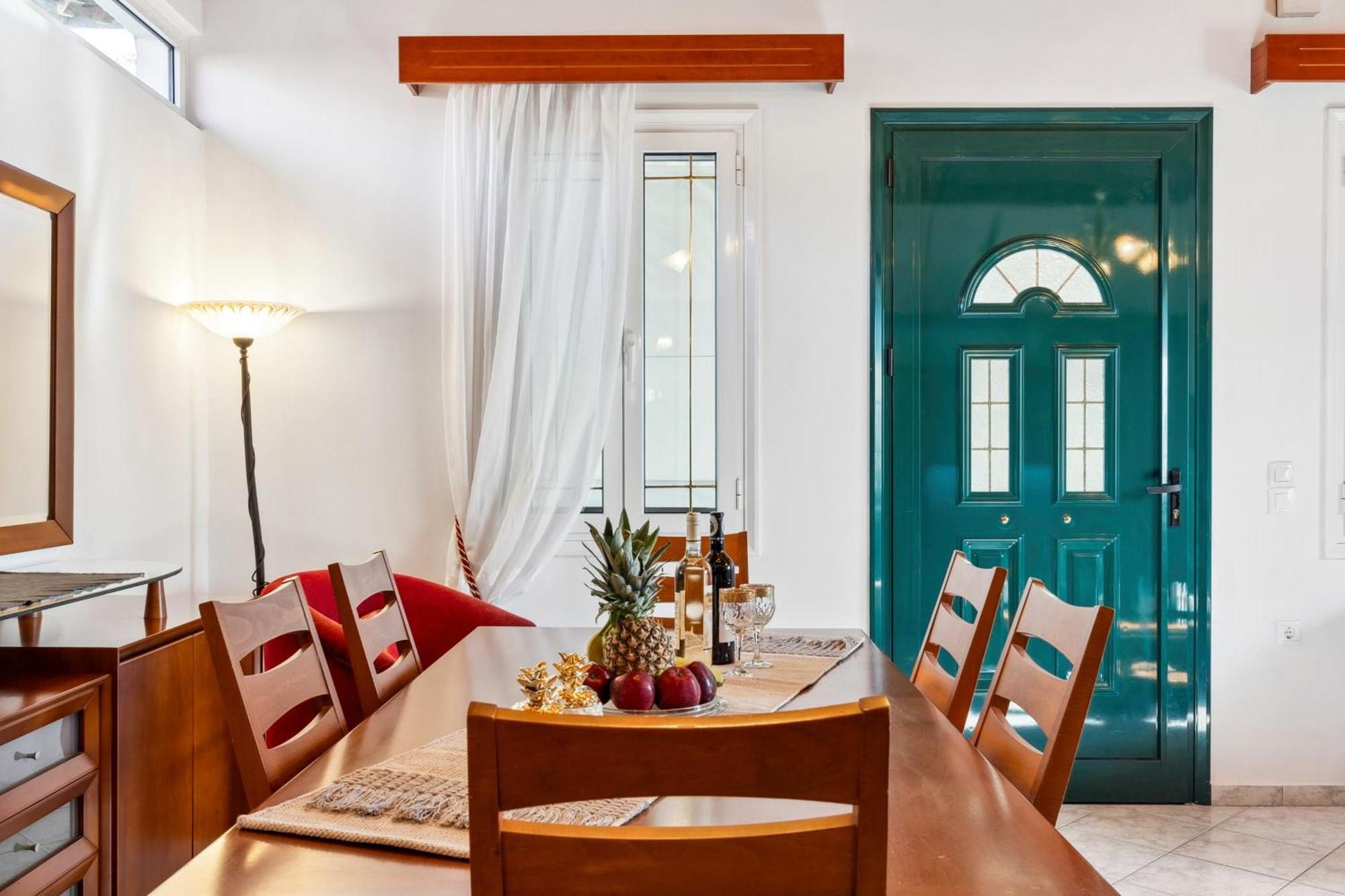 Verani Residence Parking Balcony Playground Sivros Ngoại thất bức ảnh