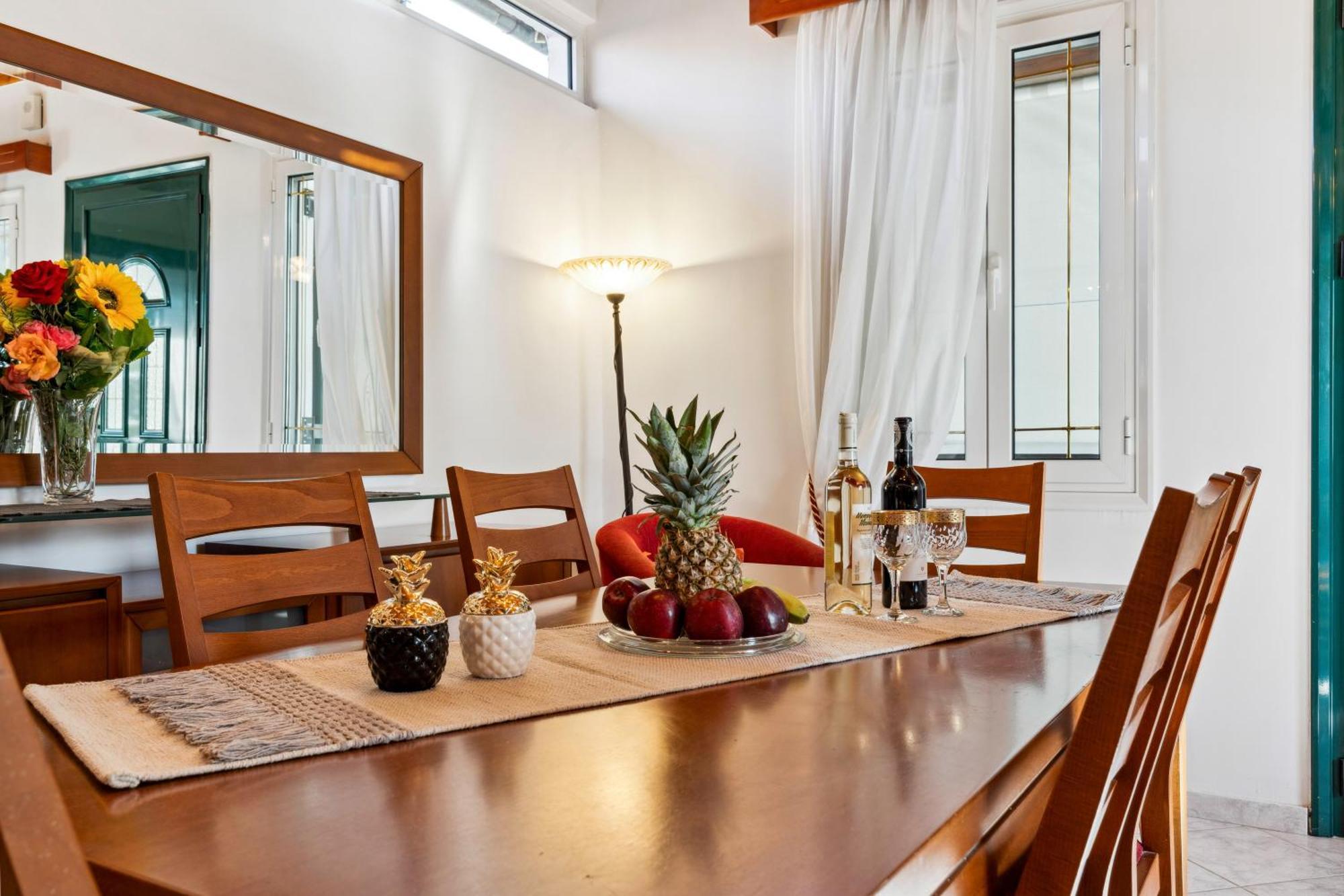 Verani Residence Parking Balcony Playground Sivros Ngoại thất bức ảnh