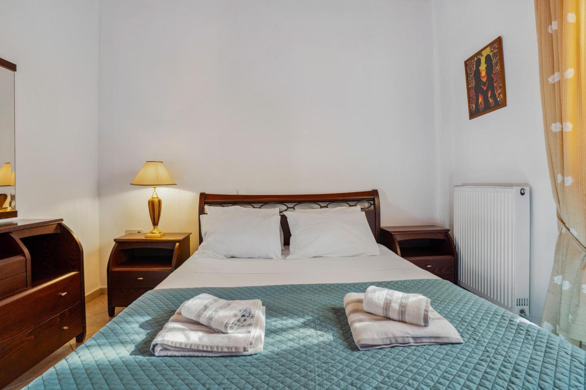 Verani Residence Parking Balcony Playground Sivros Ngoại thất bức ảnh